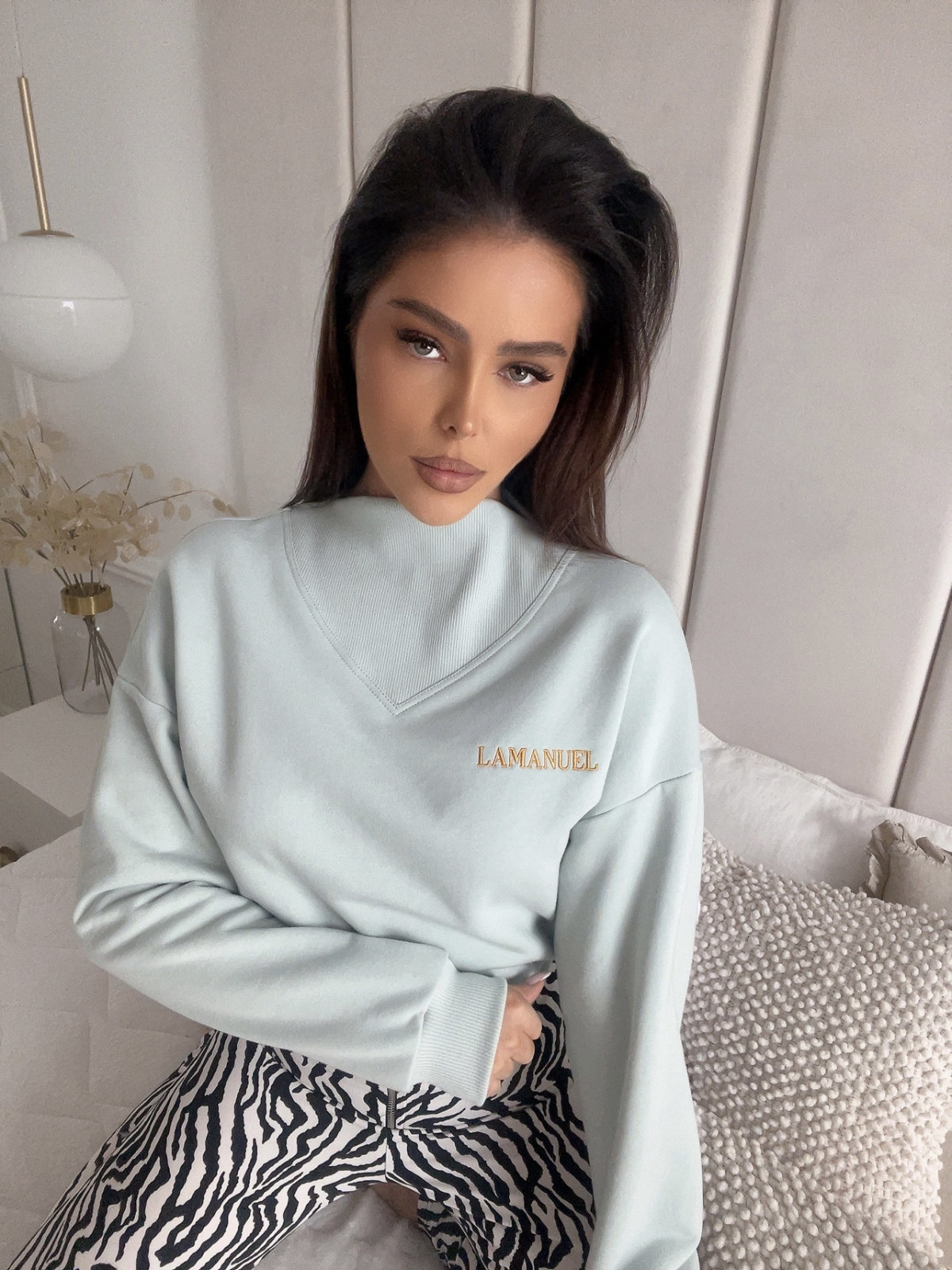 Hoddies and jumpers - Oversized Baby Blue LAMANUEL Printed Jumper Mia
